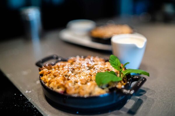 Apfel Brombeer Crumble
