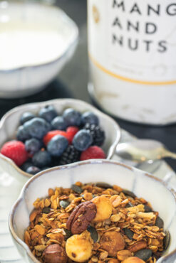 balducci granola mango and nuts neumann weine original